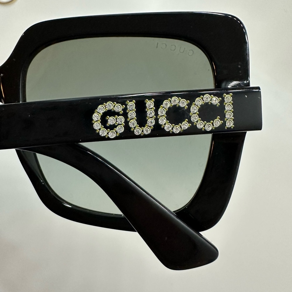 Gucci Oversized Rectangular Sunglasses - image 8